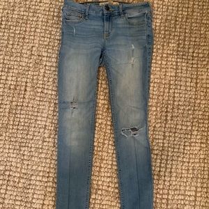 Hollister Light Wash Ripped Skinny Jeans- 1